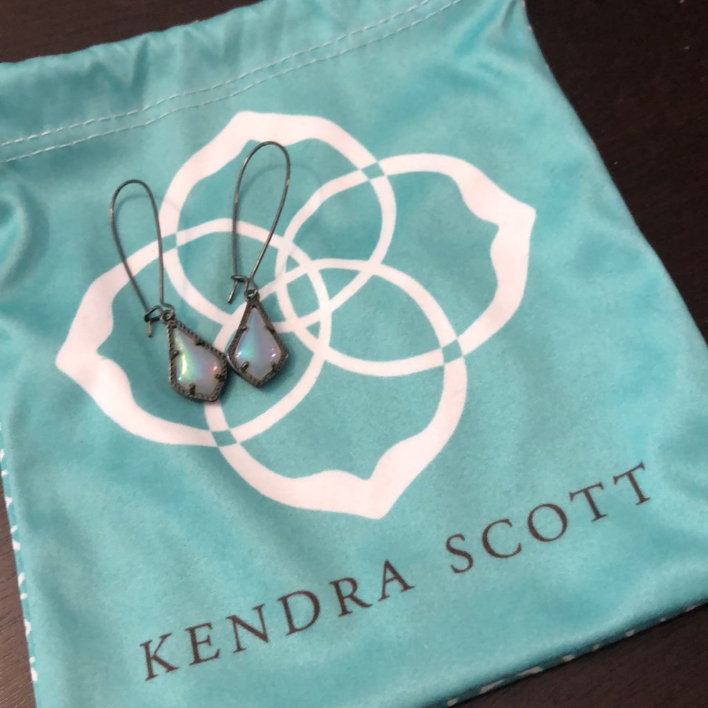 Kendra Scott earrings!